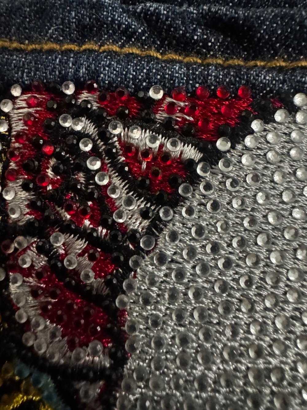 Ed Hardy jeans - Picture 2 of 6